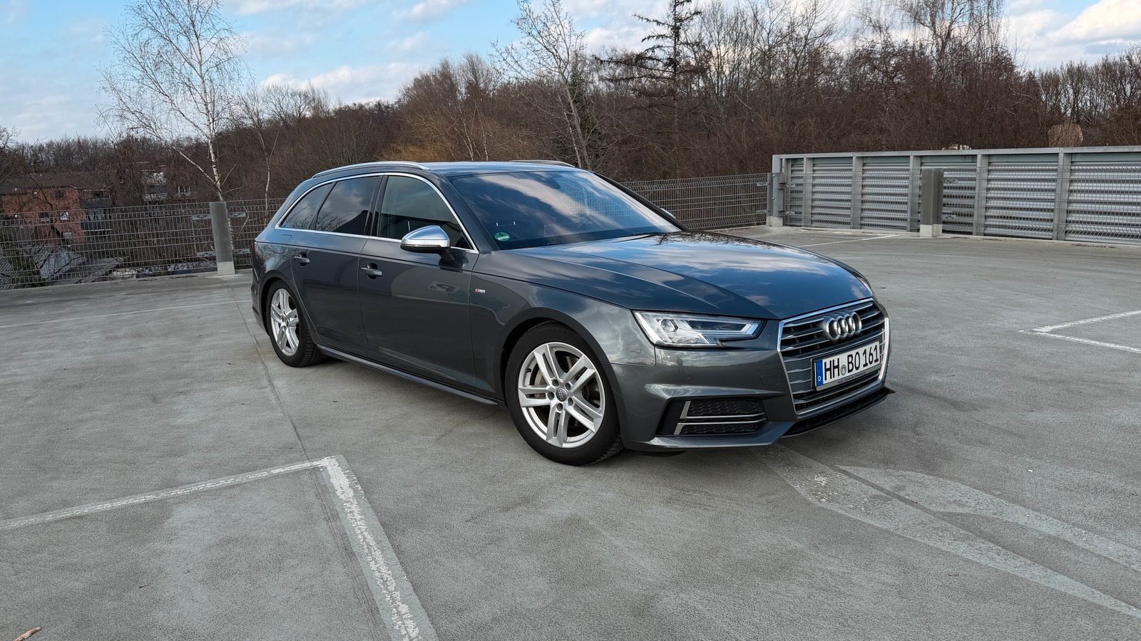 AUDI A4