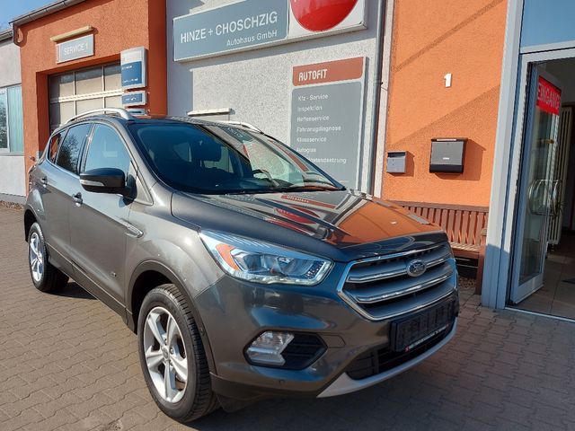 Ford Kuga 1.5 EcoBoost 4x4 Aut. Titanium SHZ Navi