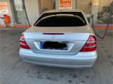 Mercedes-Benz e220 cdi top Zustand - Mercedes-Benz E 220 aus 2004