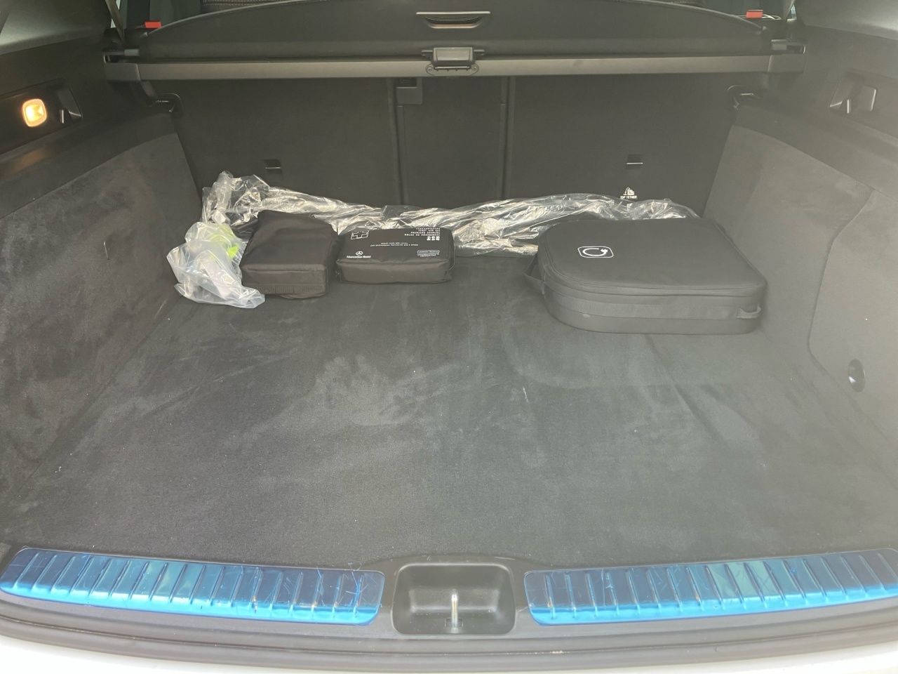Fahrzeugabbildung Mercedes-Benz GLE 350 de 4M AMG AHK Night Airmatic Multibeam M