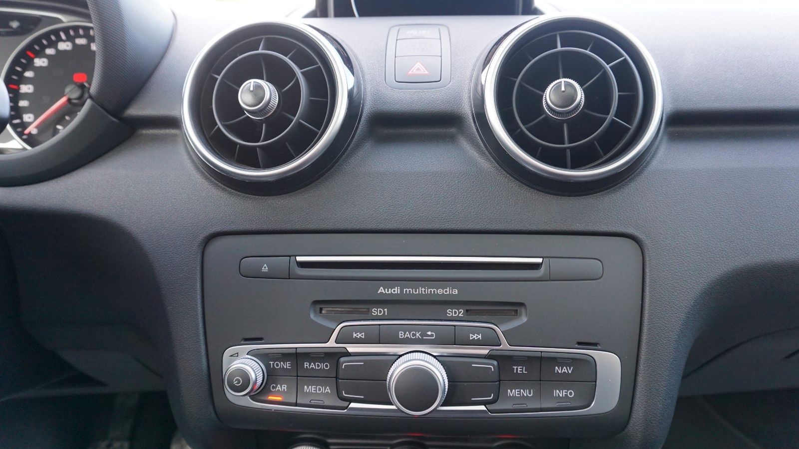 Fahrzeugabbildung Audi A1 Sportback design Xenon, SH, SD, PDC, HU NEU