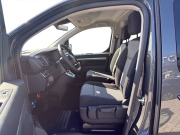 Citroën Spacetourer 2.2 Diesel 180 Plus XL AHK+Kam.+LED