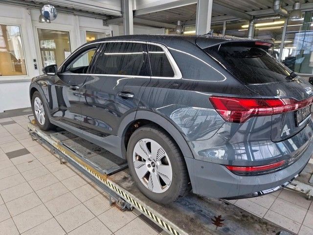 Fahrzeugabbildung Audi e-tron 50 quattro PANO HeadUp Navi VollLeder
