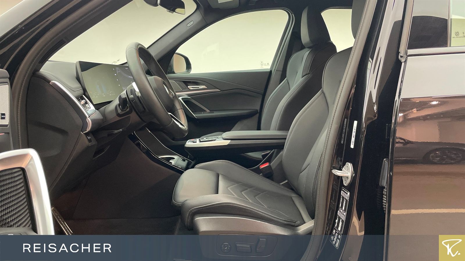 BMW X1 xDrive23d A M-Sport AHK DA elSitze foto 4