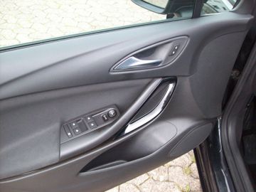 Bild 12 Opel Astra K Lim. 1.4T Dynamic PDC+Kam SHZ LHZ Navi