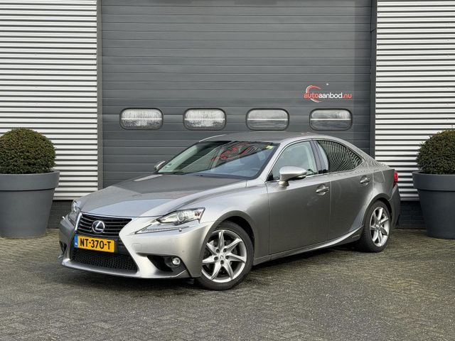 LEXUS IS 300