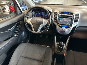 Hyundai ix20*TÜVSERVICE:NEU*SitzLenkradHZ*NAV*TEMPO*PD