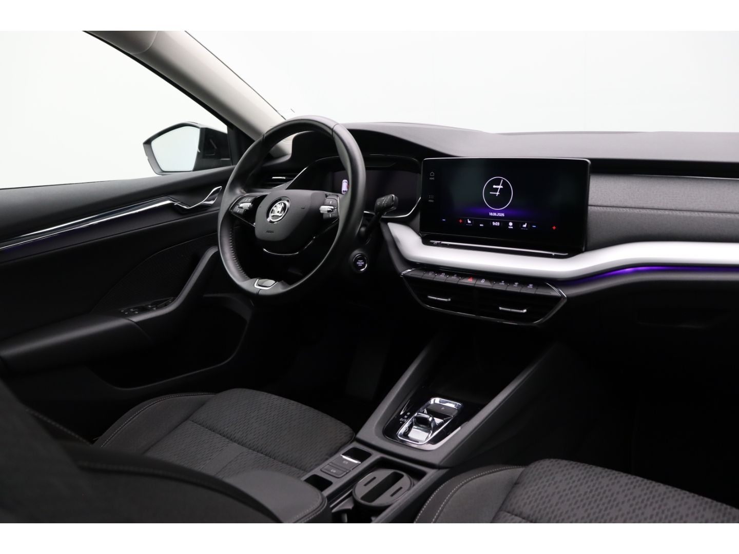 Fahrzeugabbildung SKODA Octavia Combi First Edition ACC 3-Zonen-Klimaa