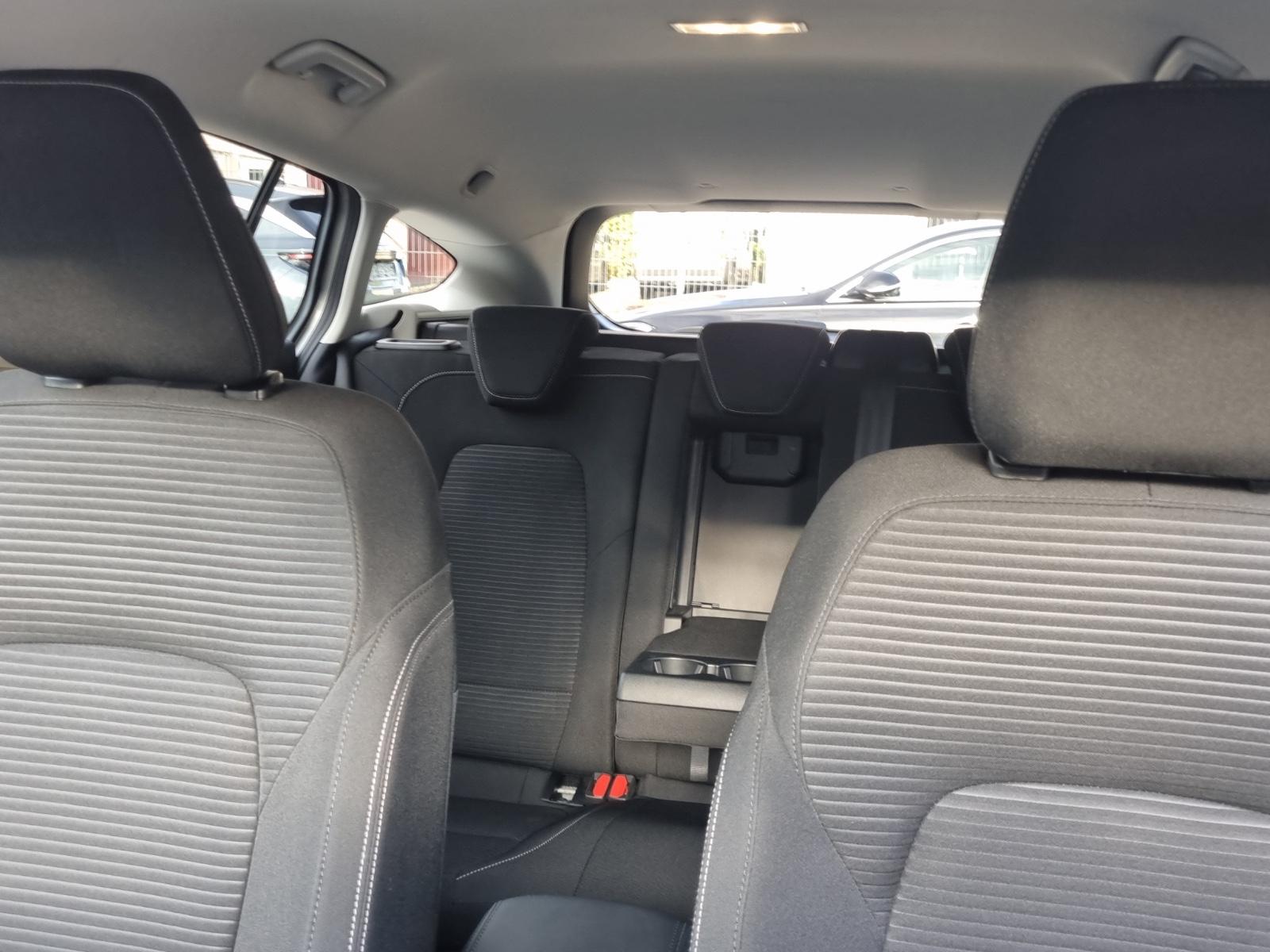 Ford Focus Turnier Titanium X*LED*1HD*ALU*ACC*PDC*SHZ