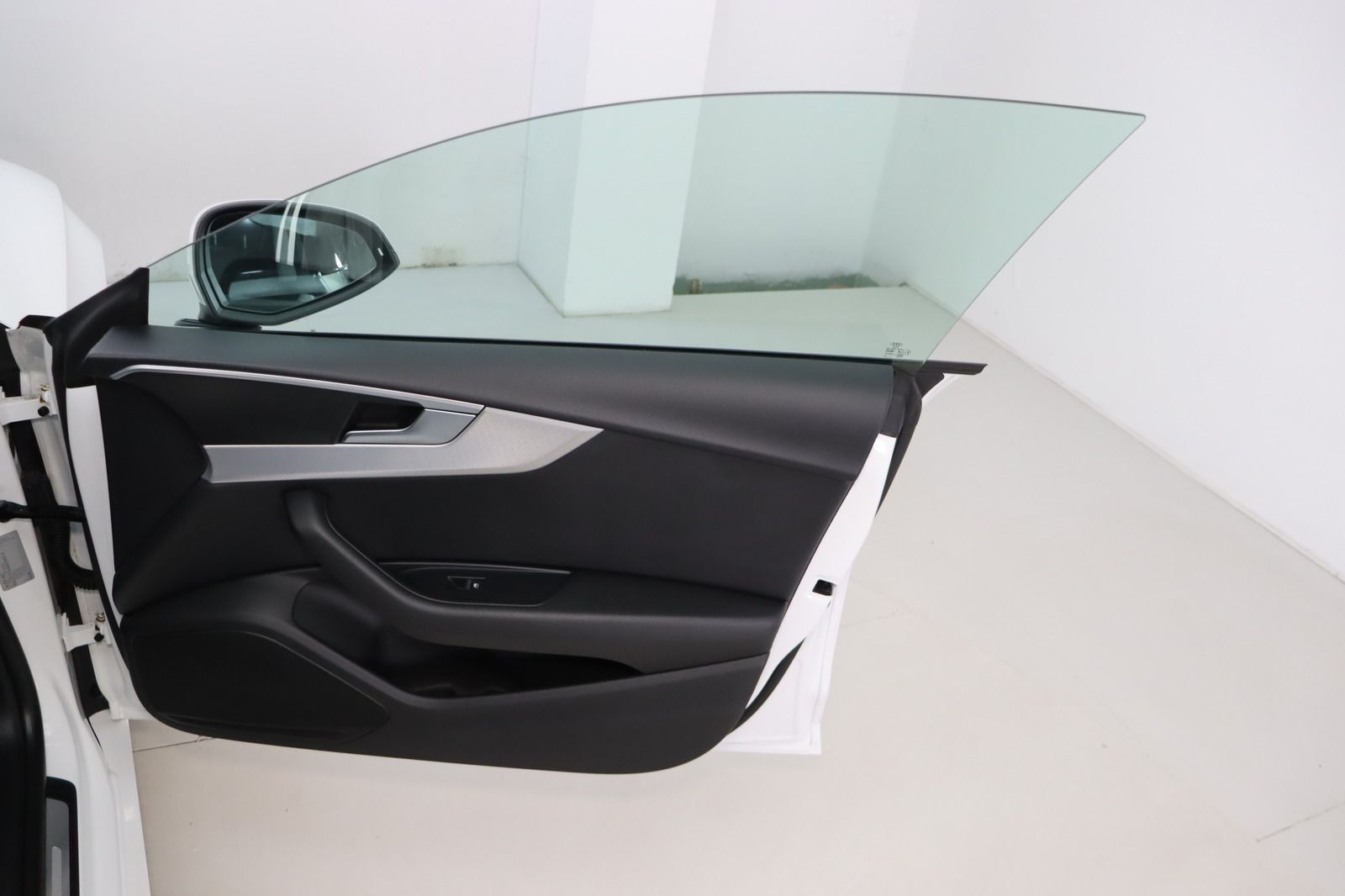 Fahrzeugabbildung Audi A5 Sportback 40 TFSI * LED * Navi * Keyless