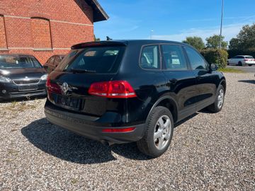 Volkswagen Touareg - 4