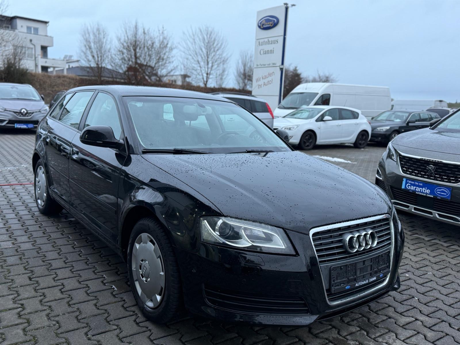 Audi A3 Sportback 1.4 TFSI Attraction**