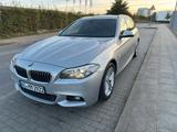 BMW 520d xDrive Touring A -