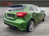 Mercedes-Benz A 160 AMG PAKET Navi SHZ Parklenkass. Notbremsas - mit Benzin-Antrieb: Grün, Limousine