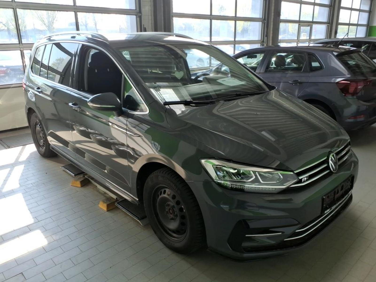 Volkswagen Touran 1.5 TSI R-Line*7-SITZER*VIRTUAL*DSG*