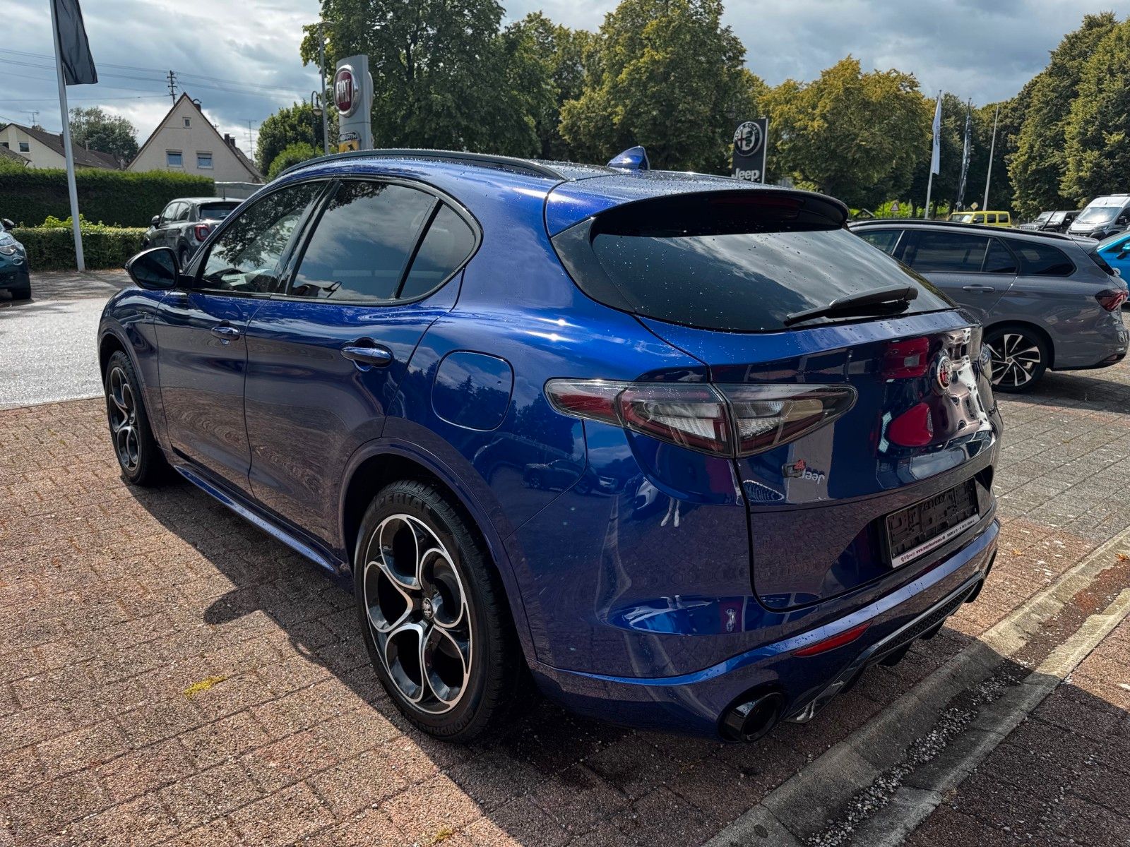 Fahrzeugabbildung Alfa Romeo Stelvio 2,0 Turbo Veloce NAVI ACC SITZHEIZUNG