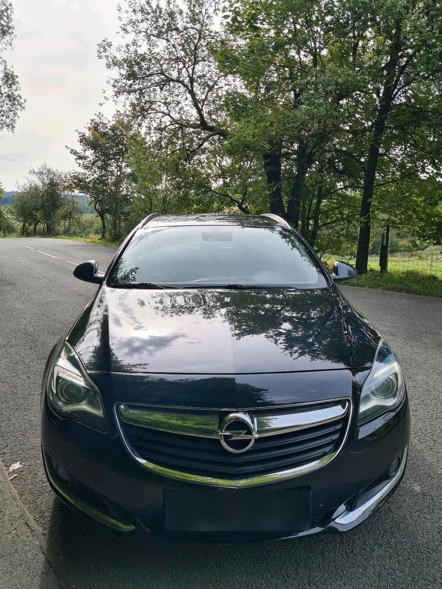 Opel Insignia 2015 — interior