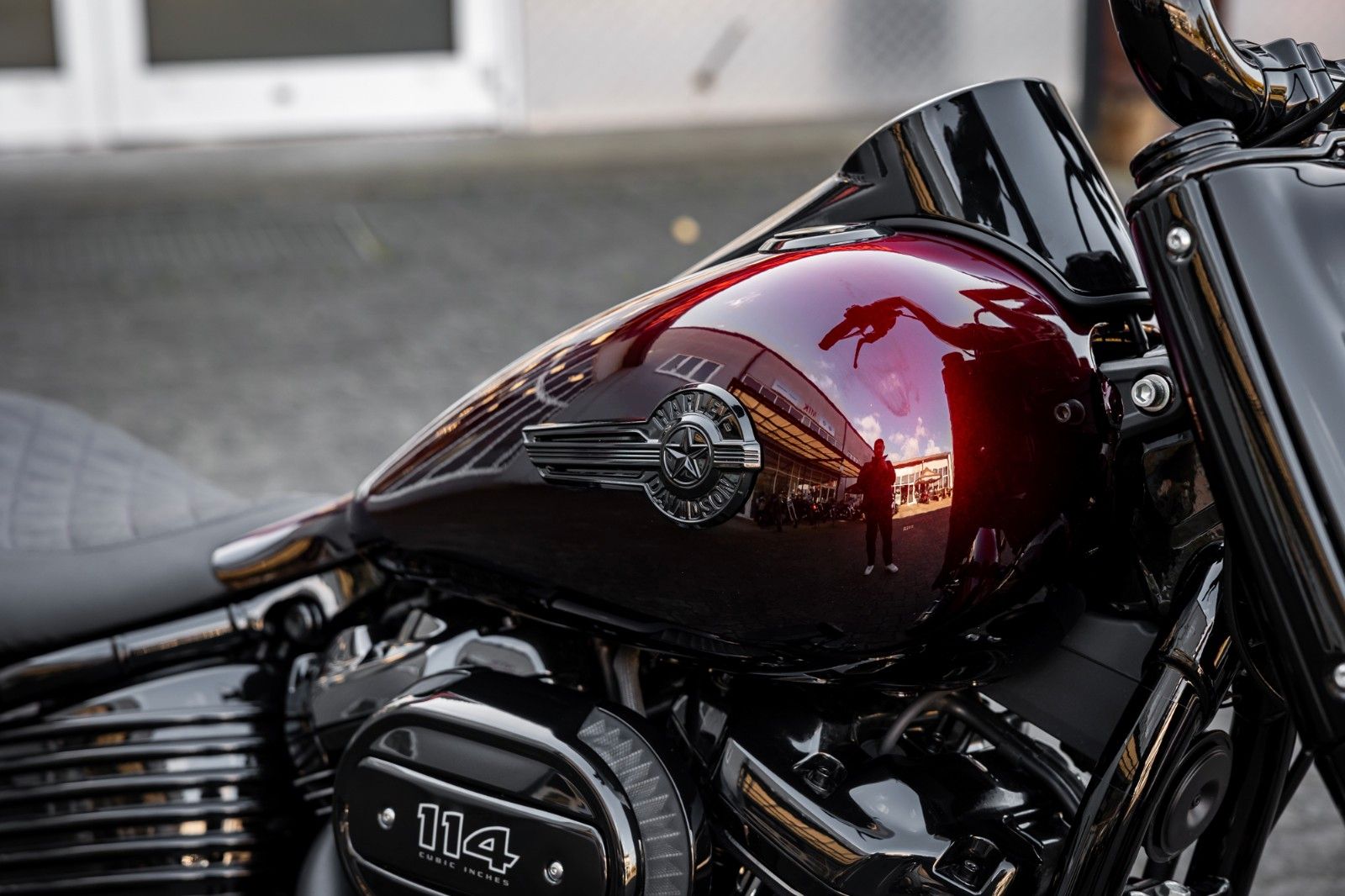 Fahrzeugabbildung Harley-Davidson FAT BOY FLFBS 114 MY24 - JEKILL&HYDE - CUSTOM