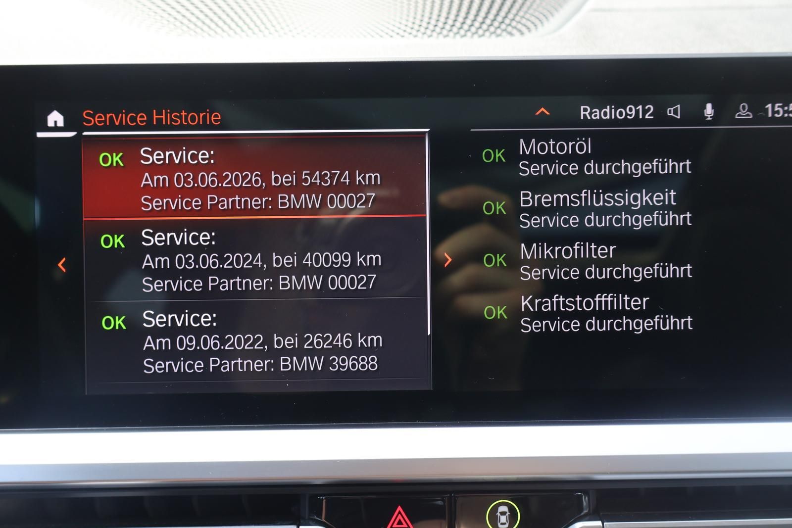BMW 320 d Luxury Line 2.0 AHK LED RFK Pano CarPlay foto 20