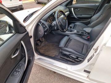 BMW 118 - 9