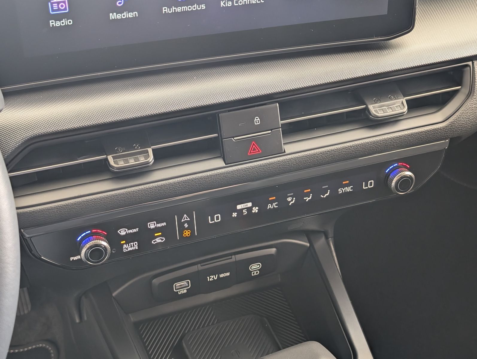 KIA XCeed 1.6 T-GDI 180 DCT Spirit Sitzpaket JBL – Bild 20