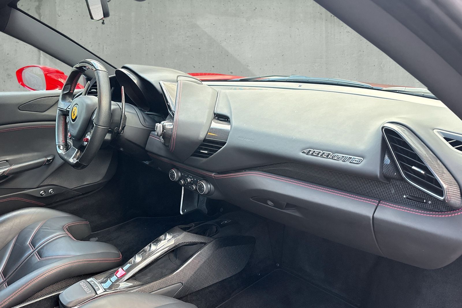 Fahrzeugabbildung Ferrari 488 GTB*Dt.Auto*LED Lenkrad*Lift*Racing Seats