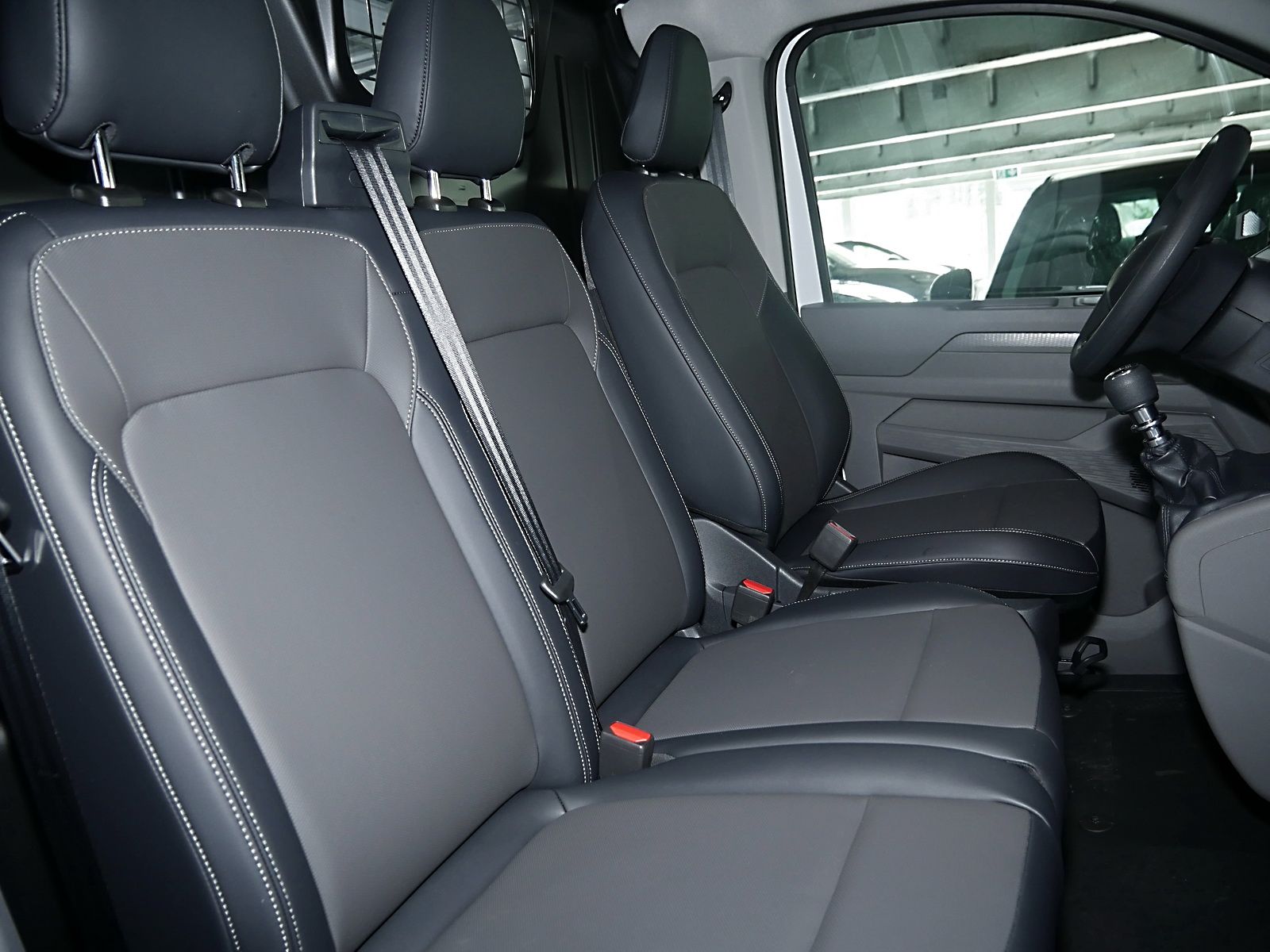 Volkswagen T7 Transporter - Bild 5