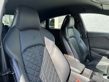 Fahrzeugabbildung Audi A5 Sportback 40 TDI Quattro S Line