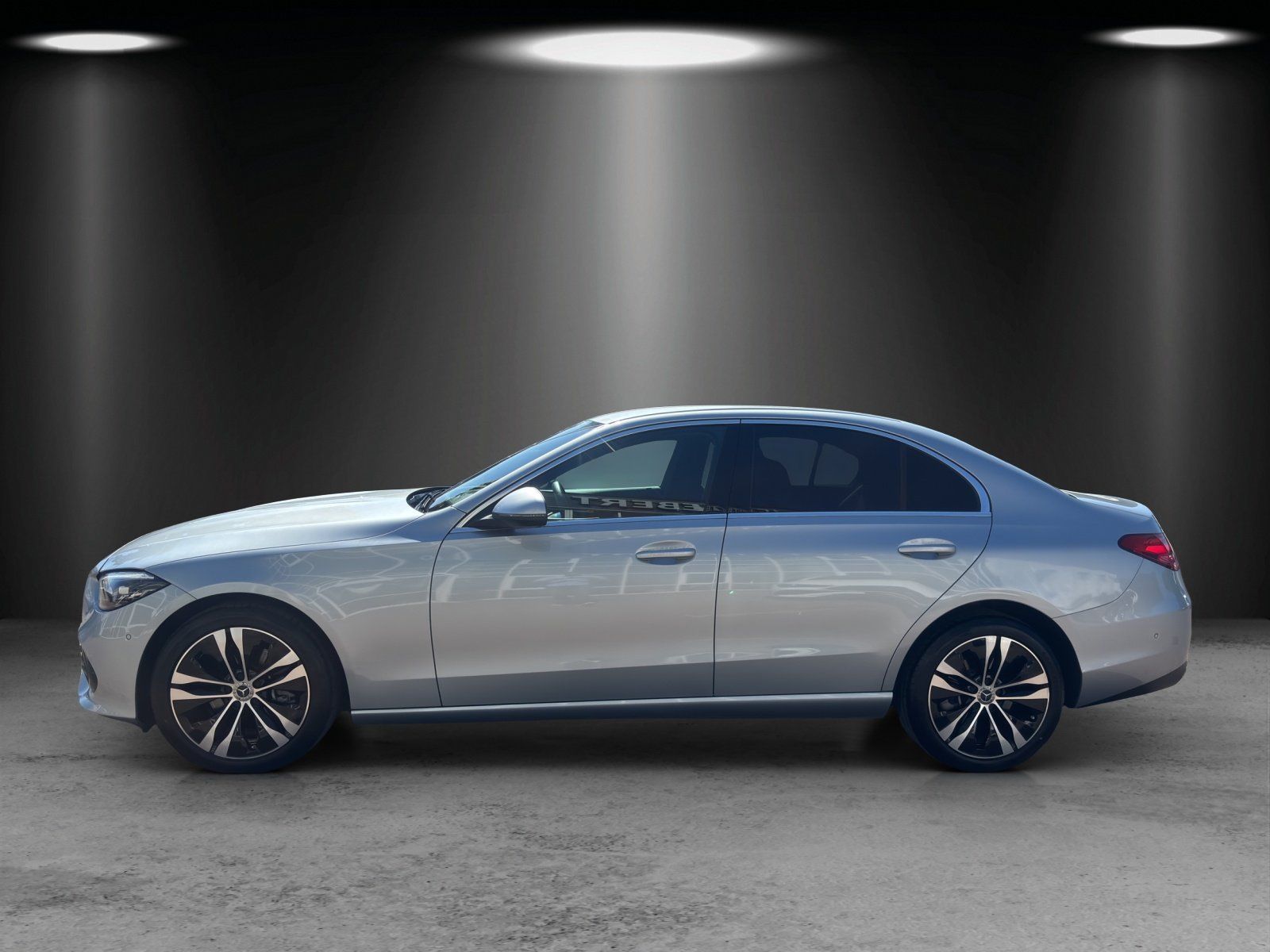Fahrzeugabbildung Mercedes-Benz C 220 d 4M Avantg AHK Kamera ENERGIZING Display