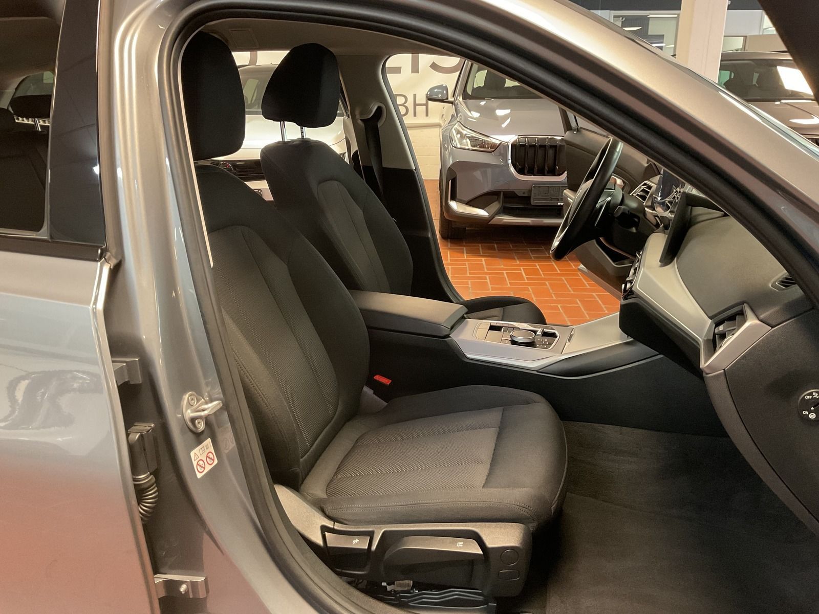 BMW 320 d xDrive Touring LED,Live Cockpit,Allrad foto 16