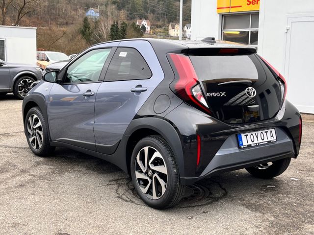 Aygo X Team D Apple Carplay Andoid Auto