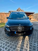 Mercedes-Benz T-Klasse 180 d Standard Progressive Edition