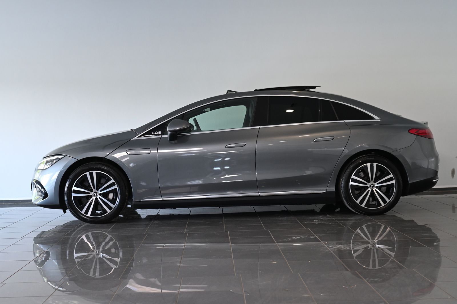 Mercedes-Benz EQE EQE 350 88 kWh Panorama Advanced Plus foto 3