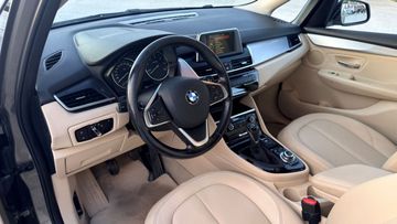 BMW 218 Active Tourer - 8