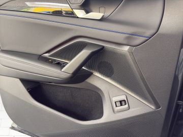 Bild 10 VW Tiguan 2.0 TDI R-Line Black Style 4Motion