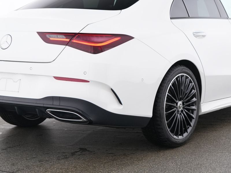 Fahrzeugabbildung Mercedes-Benz CLA 200 AMG*Pano*Distro*Burmester*Night*MultiBea