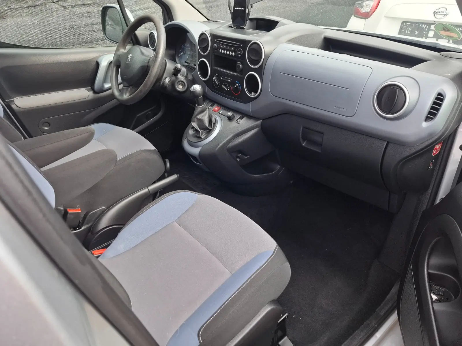 Peugeot Partner Tepee Active guter Zustand Insp. neu