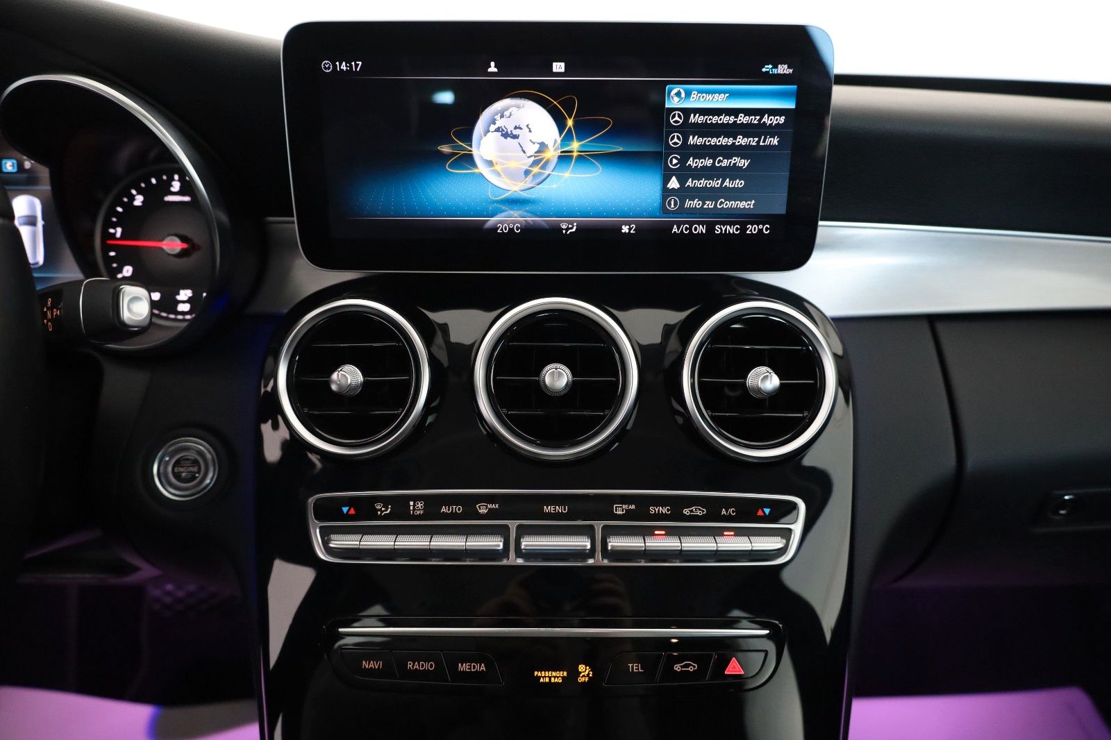 Fahrzeugabbildung Mercedes-Benz C 200d T T.Leder,Apple CarPlay,Kamera,SH,PDC,AHK