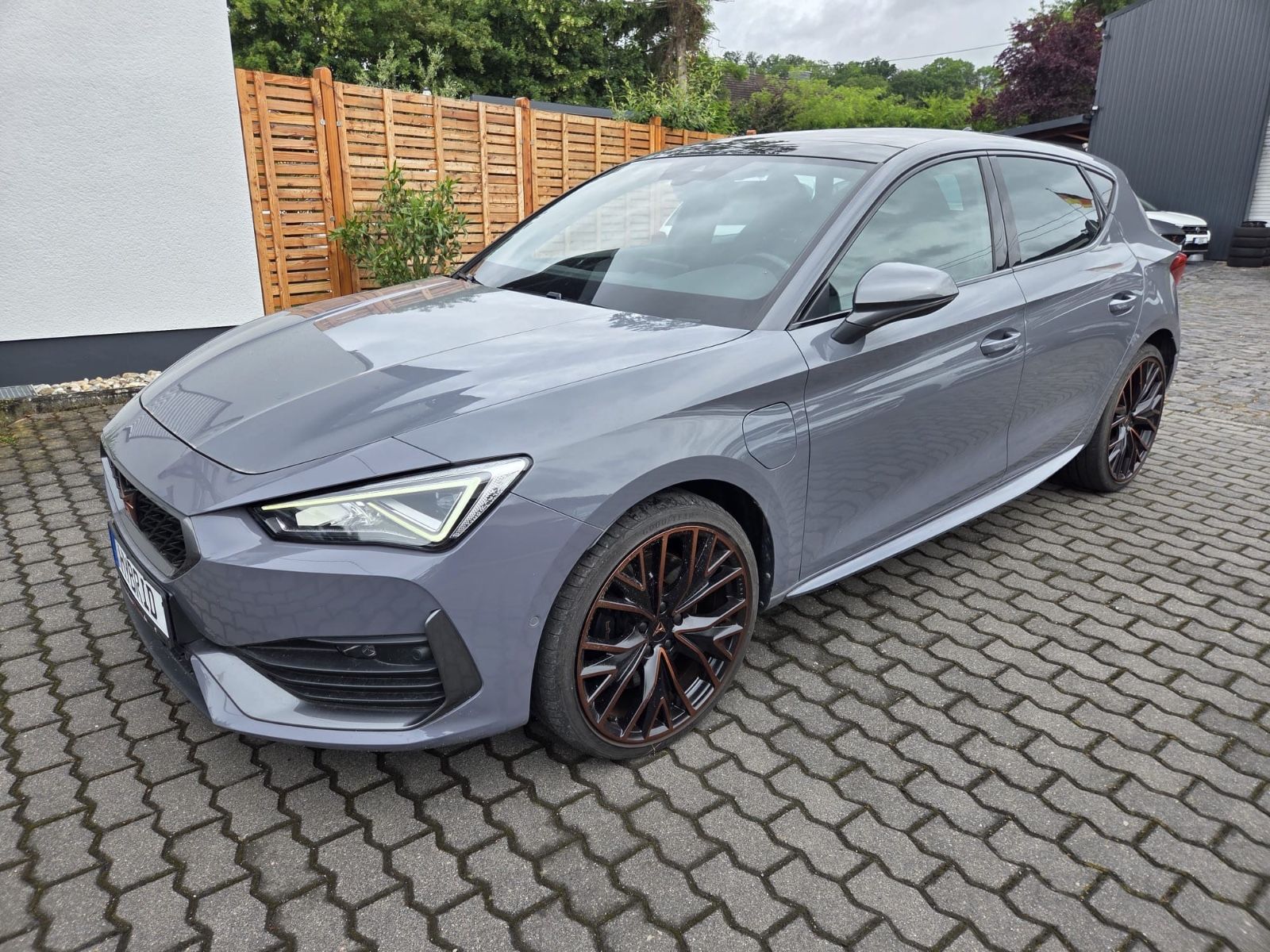 CUPRA Leon