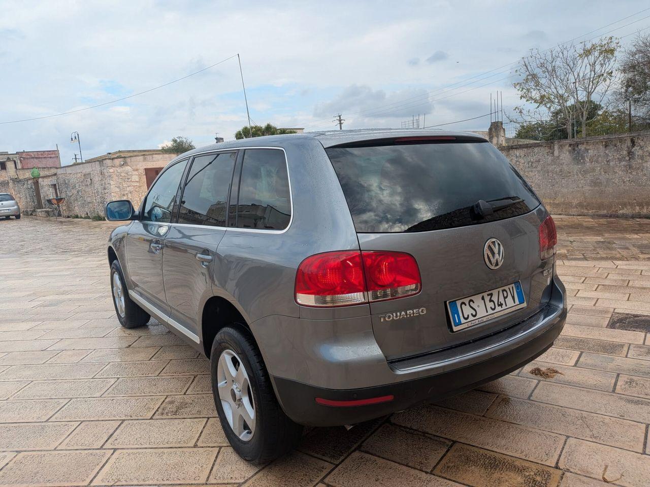 Volkswagen Touareg 2004 — engine 2.461 cm³, 174 HP (128kW)