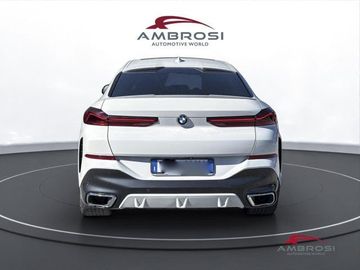 BMW X6 - 8