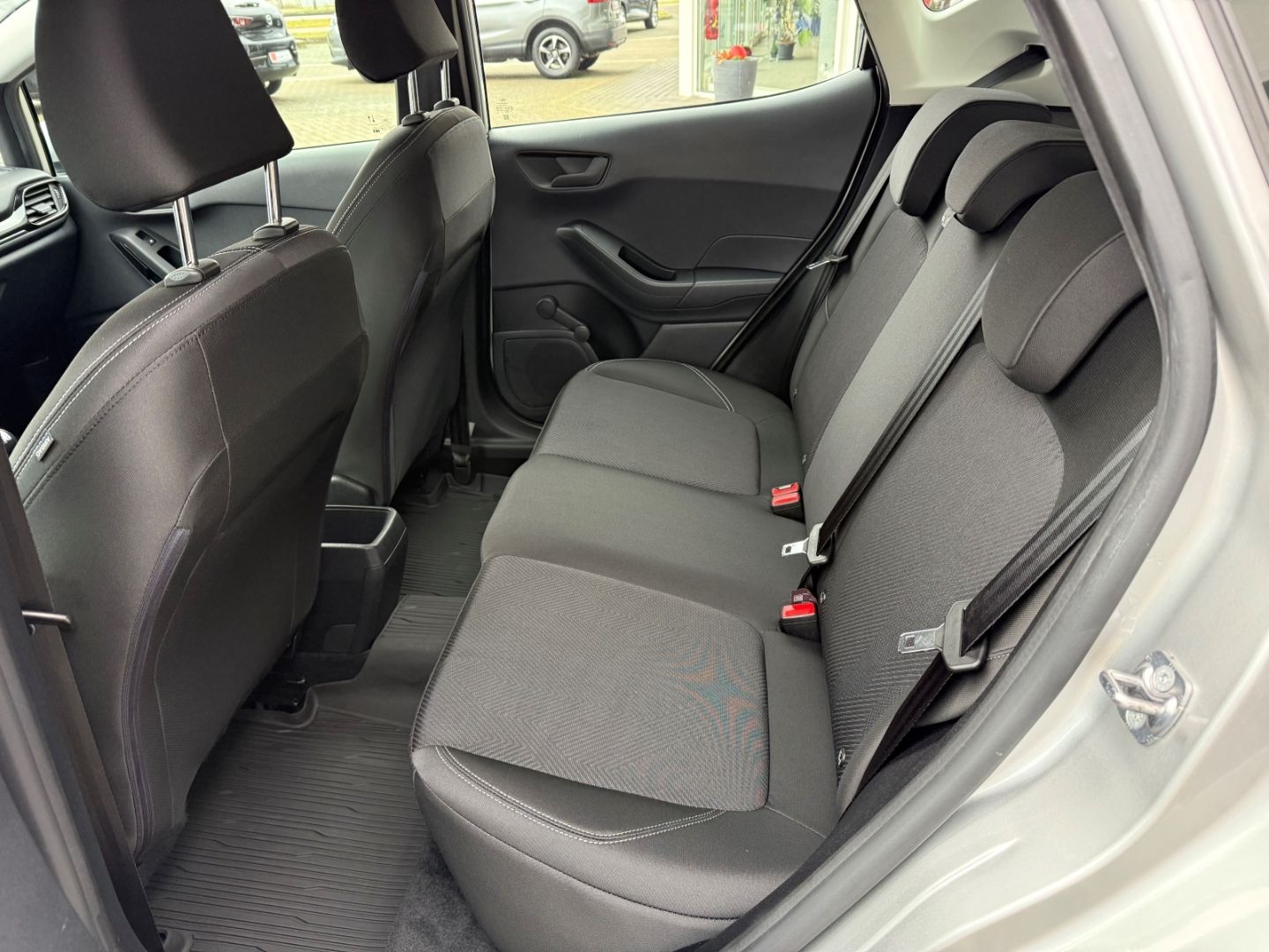 FORD Fiesta Cool Connect C & Navi LED Apple CarPlay A - Image 26