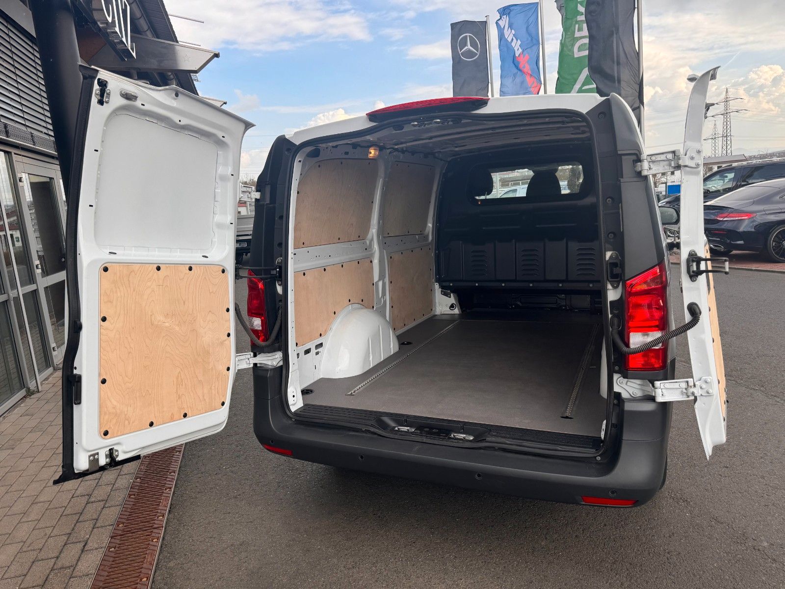 Fahrzeugabbildung Mercedes-Benz Vito 116 CDI Klima Kamera Audio40