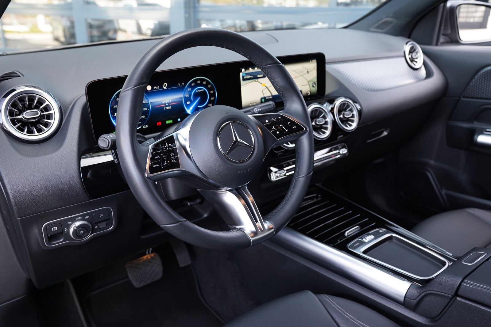 Mercedes-Benz EQA 350 4Matic MBUX Wide -LED-360-Distronic foto 9