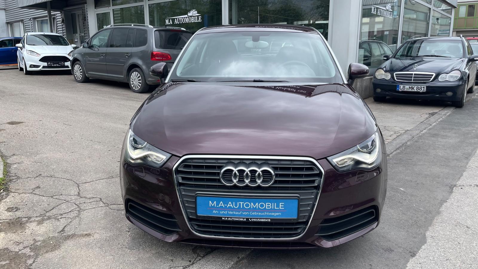 Audi A1 attraction*1.Hand*Top Zustand*Neu Tüv+Service