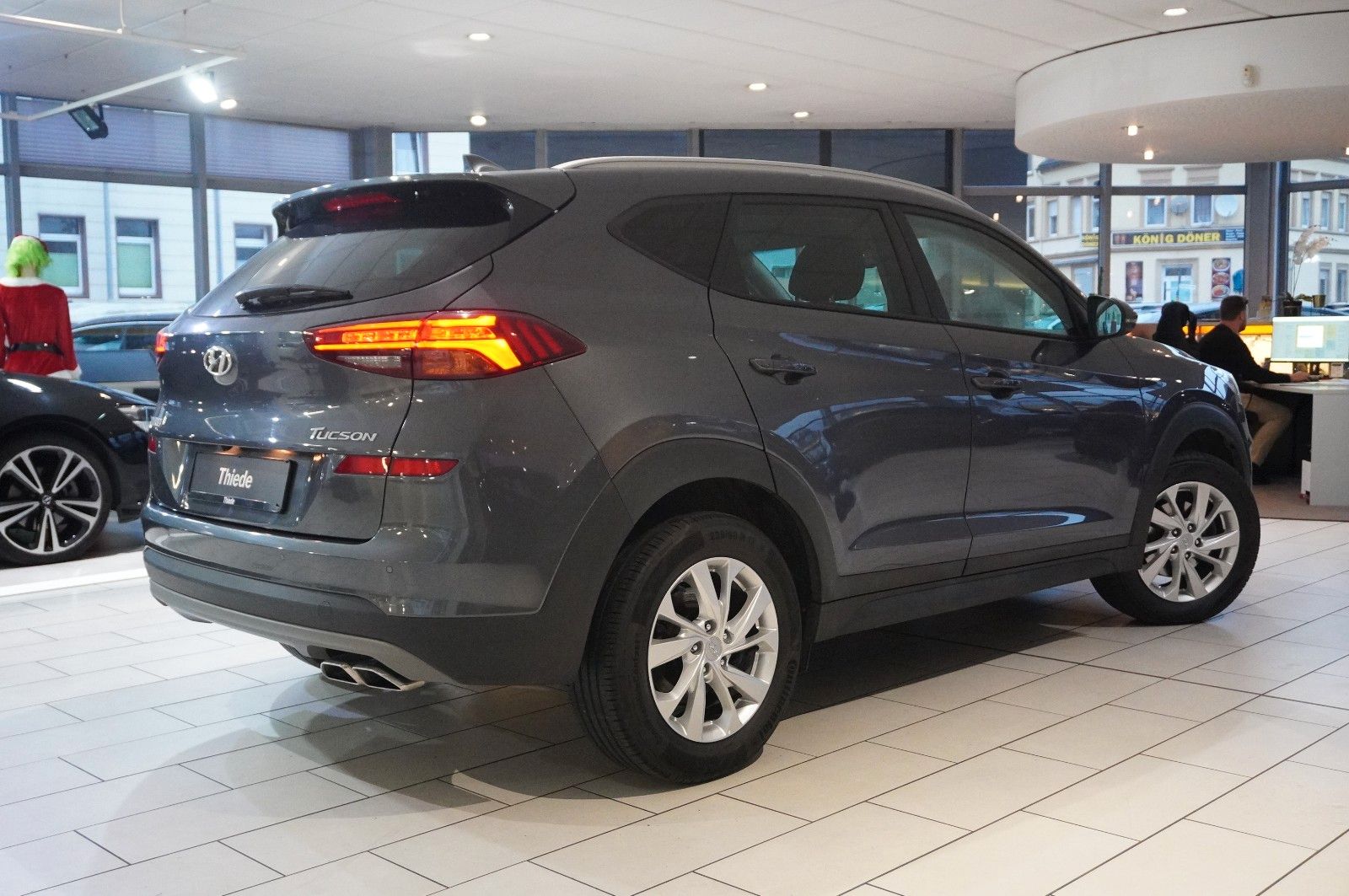 Fahrzeugabbildung Hyundai Tucson 1.6 T-GDI TREND AUTO. NAVI/LED/KAMERA/SHZ