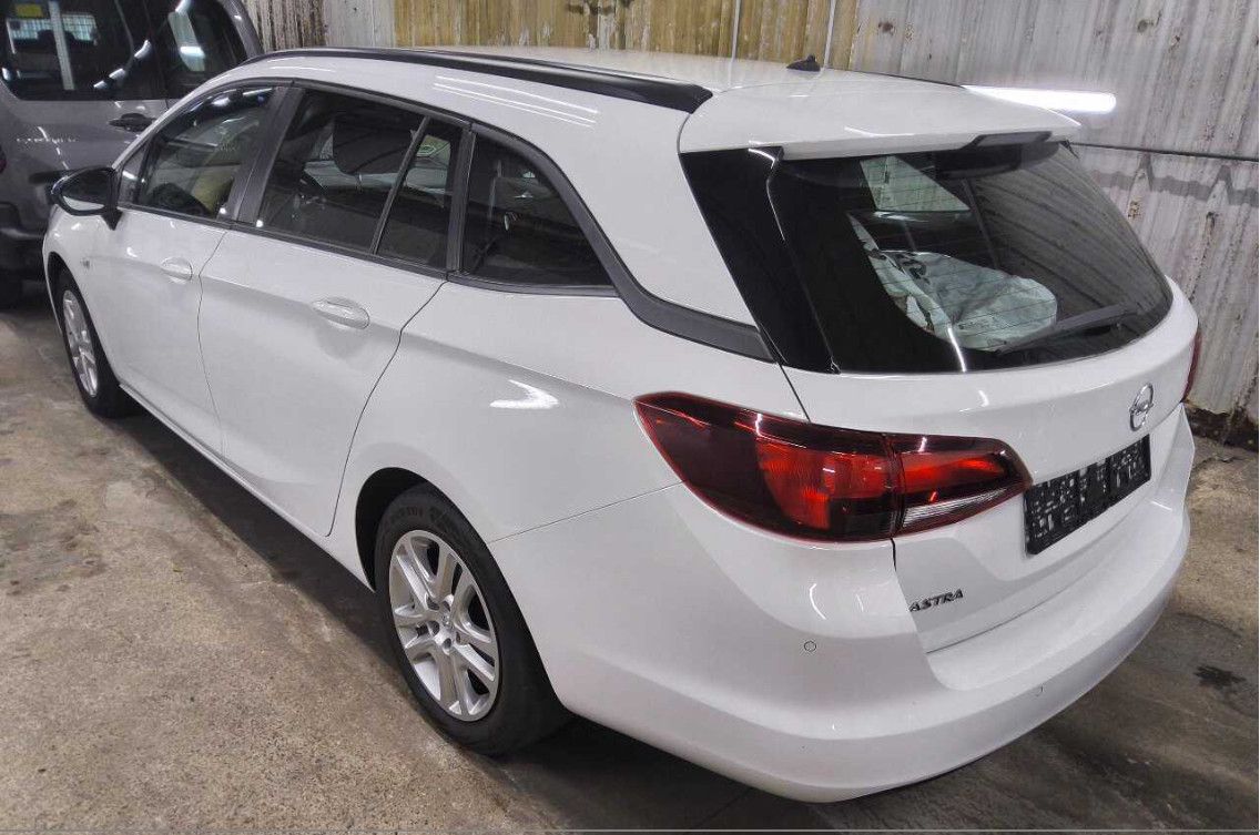 Fahrzeugabbildung Opel Astra K ST 1.2 Turbo LED/SHZ/DAB/TEMP/MFL/PDC/8F