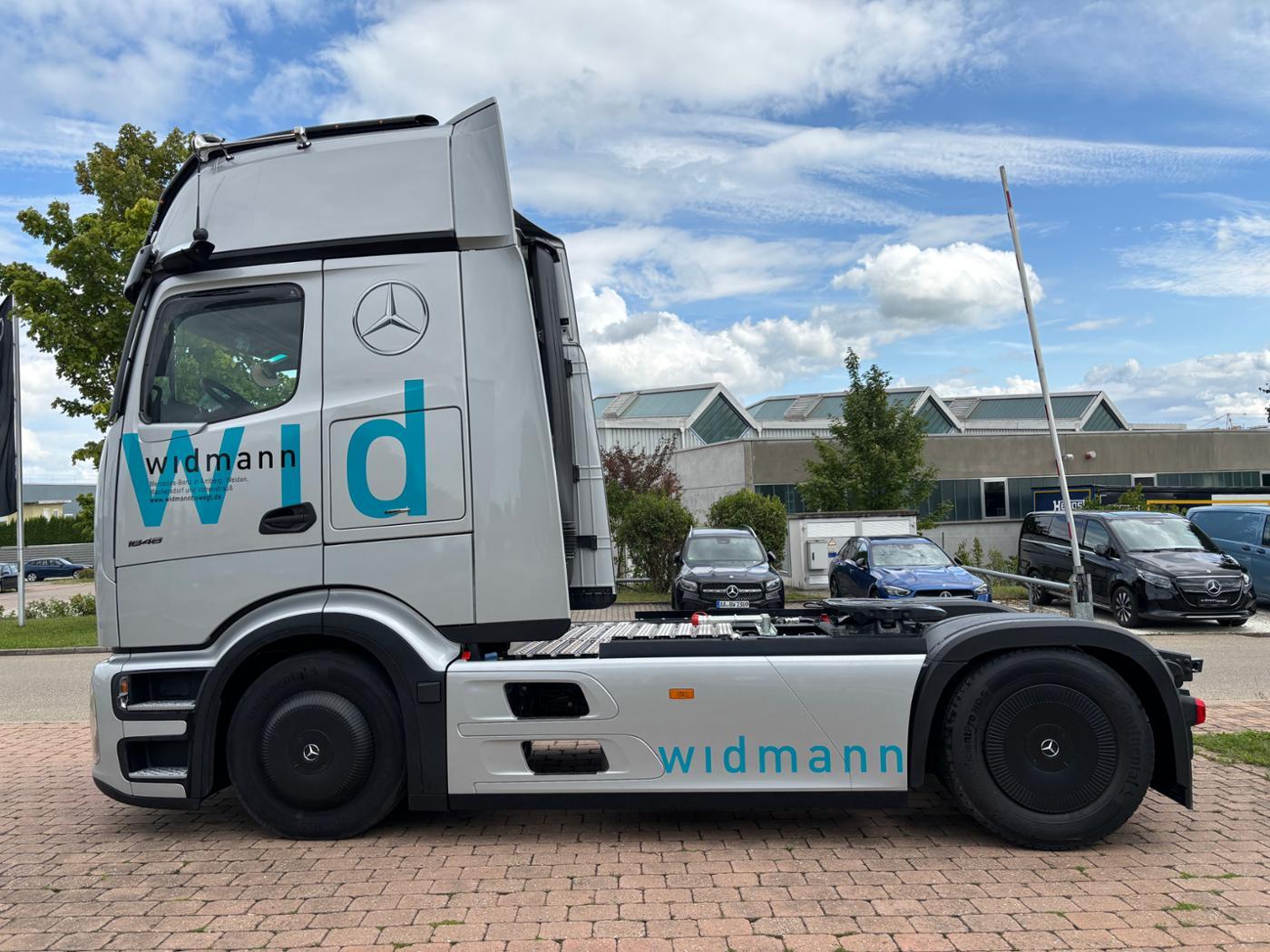 Mercedes-Benz Actros 1848 LS Schubbodenhydraulik 4xSHZ ACC AHK