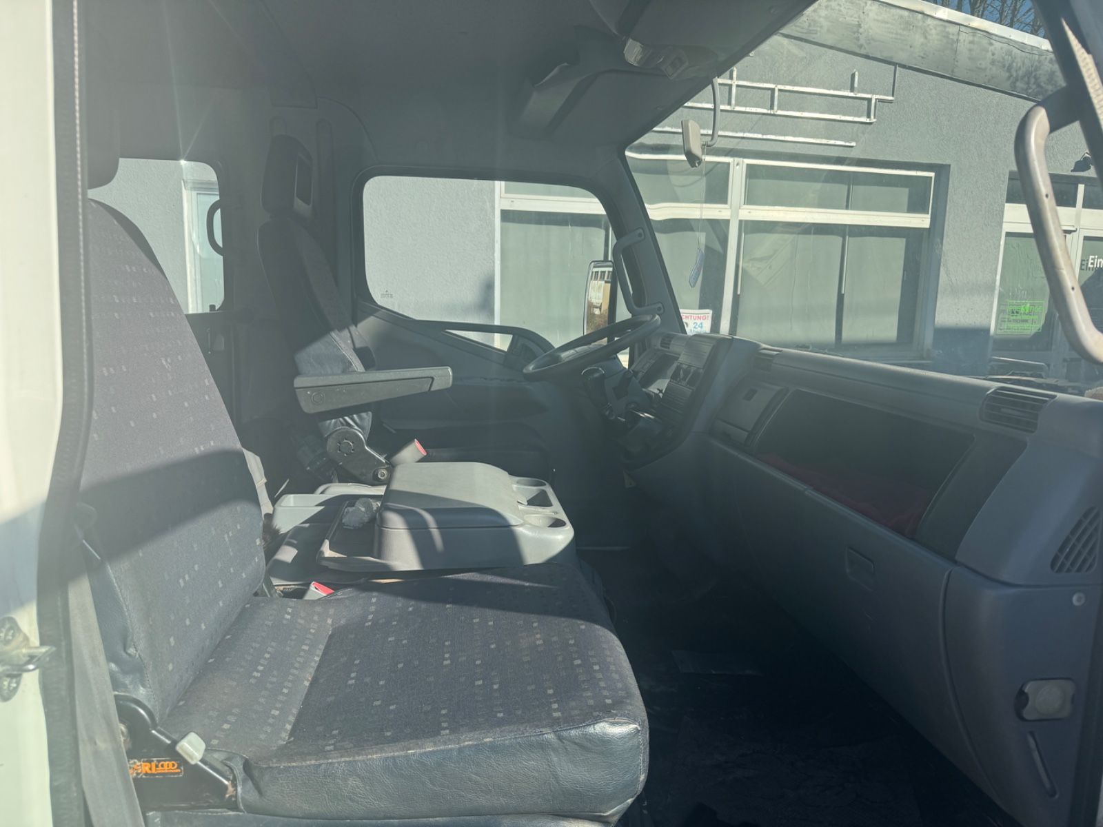 Fahrzeugabbildung Mitsubishi Canter Fuso