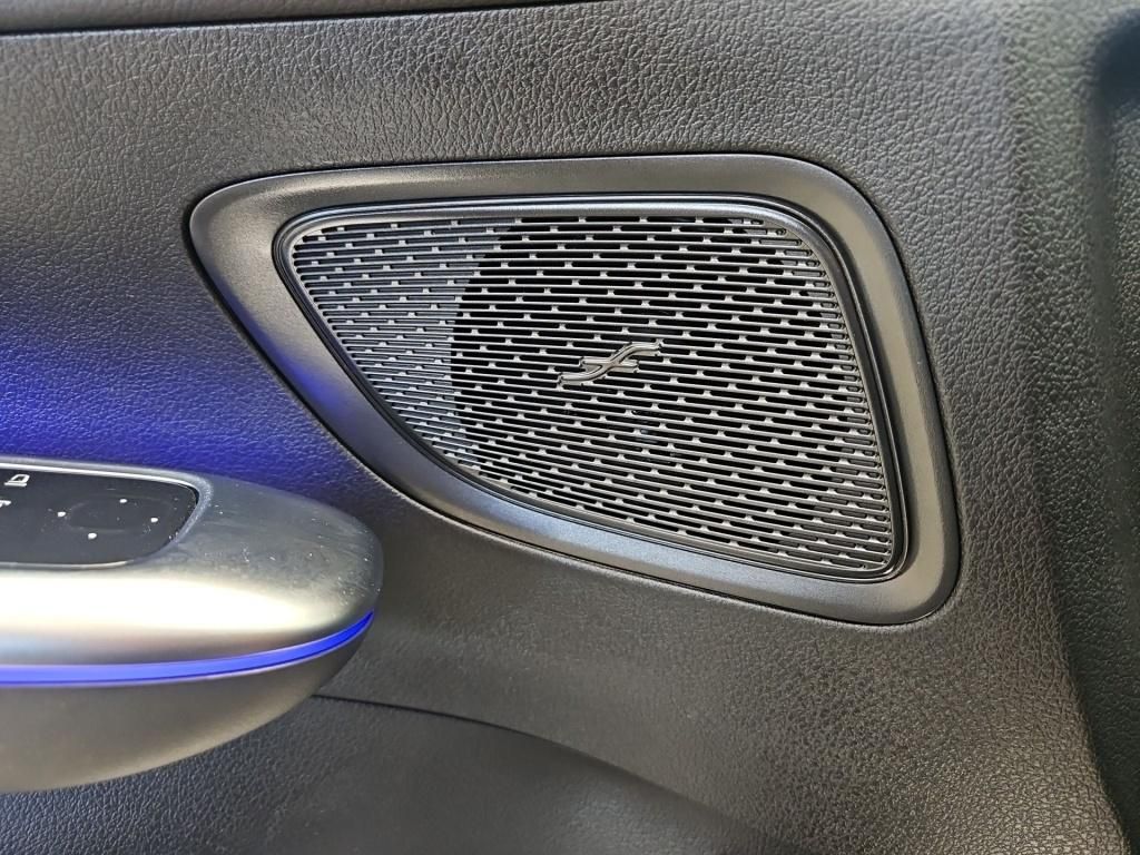 Fahrzeugabbildung Mercedes-Benz C 180 Avantg. Totwi. Memo Navi LED SHZ Ambie.